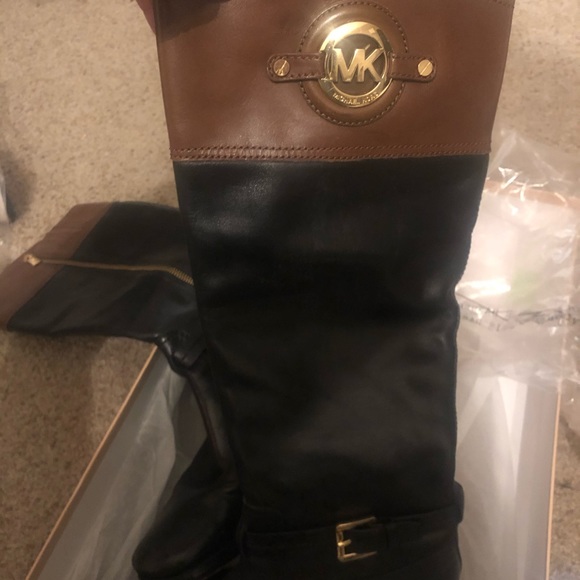 Original Michael kors black and mocha boots - Picture 3 of 7